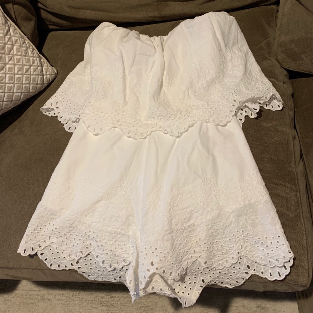 White H&M Romper with sweetheart neckline